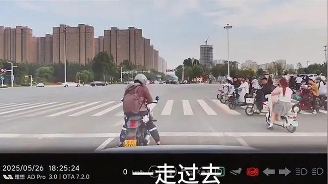 后续：女司机气到流产公布完整行车记录仪j9九游会网站入口河北女司机与骑手冲突(图8)
